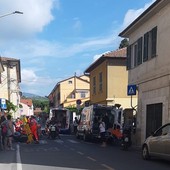 Incidente stradale a Caramagna, scontro tra scooter: ferito un 80enne