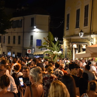 Notte Bianca Imperia, una festa di mezza estate tra musica e buon cibo