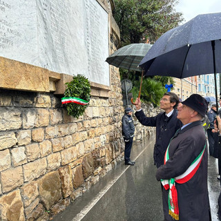 Imperia, la Cerimonia in onore ai caduti di tutte le guerre (foto)