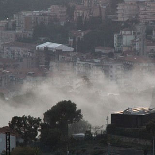 Imperia, tanto fumo negli occhi e... non solo