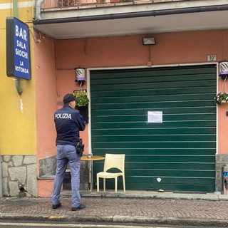 Imperia: centrale dello spaccio scoperta in un bar sala giochi, doppio arresto della Polizia (Foto)