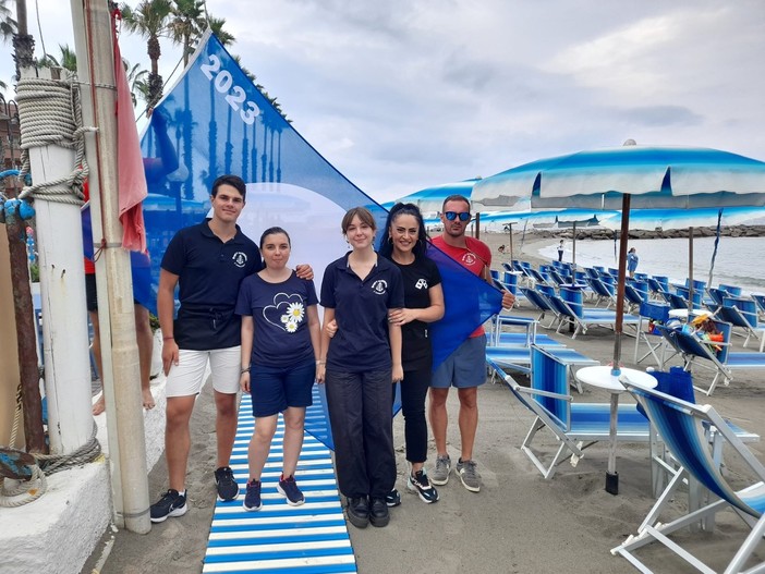 San Lorenzo al Mare festeggia la sua 13ª Bandiera Blu: “Premiata la realizzazione di un insieme di servizi di qualità”