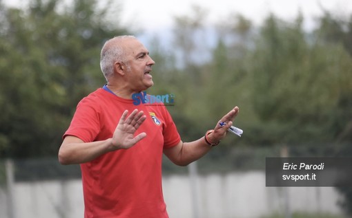 Calcio, Imperia. Buttu rompe con la piazza : &quot;Una marea di critiche per mezza partita sbagliata&quot; (video)