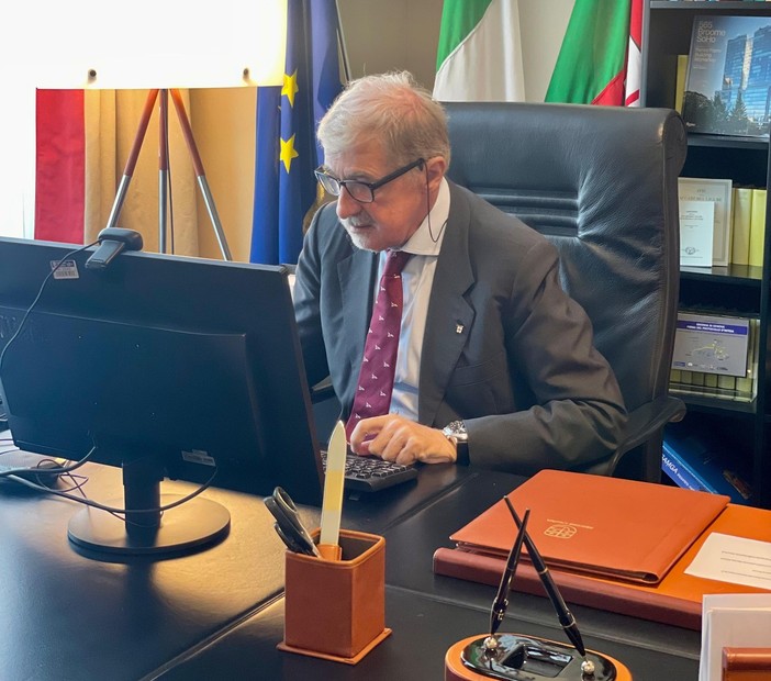 Regione, primo giorno di lavoro per il nuovo presidente Marco Bucci