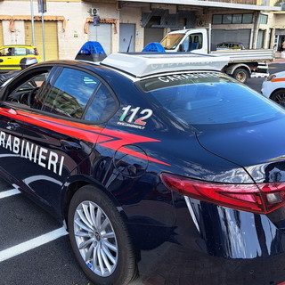 Imperia: tenta di rubare le mance al 'Bar 11', 37enne arrestato dai Carabinieri