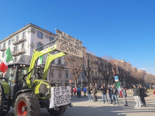 La guerra degli agricoltori si sposta da Cuneo alla Valle Arroscia e raggiunge Sanremo