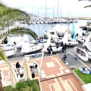 Santo Stefano al Mare: 200 equipaggi per 12 nazioni pronti a darsi battaglia nella 'Carnival Race' (Foto e Video)