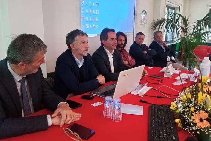 Dal cuneese: 'Impiego del Distillato di Legno BioDea in agricoltura', interessanti spunti dal convegno di Lagnasco (Video)