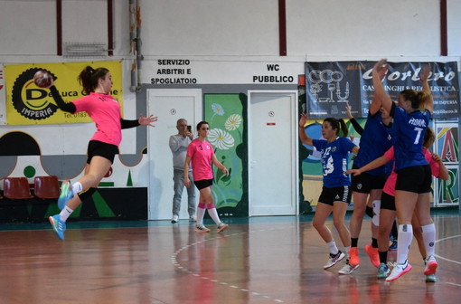 Pallamano: nel Campionato Prima Divisione Femminile Francese, passo falso per il team della San Camillo Riviera Pallamano Imperia