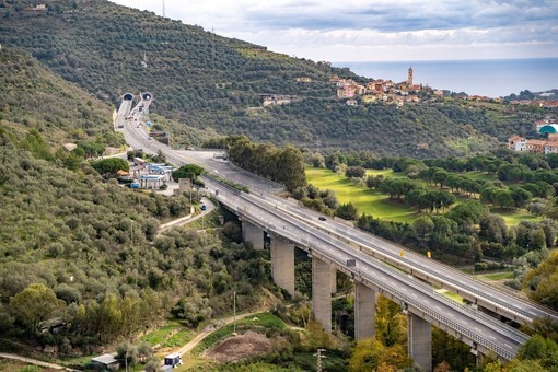 Attivati due nuovi canali informativi su WhatsApp dedicati alla A10 Savona - Ventimiglia (confine francese) e alla A6 Torino - Savona