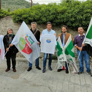 Elezioni a Imperia, Bracco rompe un tabù: comizio finale a Borgo d'Oneglia: &quot;Per la prima volta in una frazione&quot; (Foto e Video)