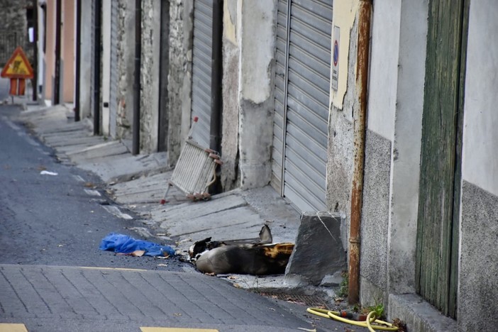 Riva Ligure: alle 21 la veglia per i ragazzi feriti nell’esplosione di Molini, una preghiera per l’addio a Leonardo