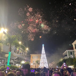 Attività culturali, presepi e grandi novità tra cui il Capodanno: Diano Marina si veste a festa