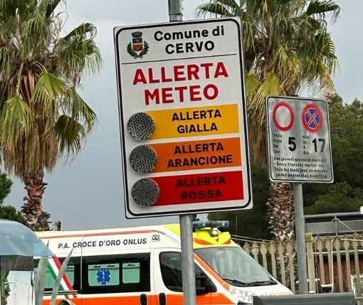 Sull’Aurelia a Cervo installato il pannello per l’allerta meteo