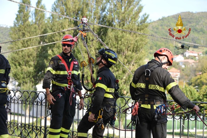 Anche il Comando dei Vigili del Fuoco di Imperia impegnati a Genova per una esercitazione (Foto e Video)