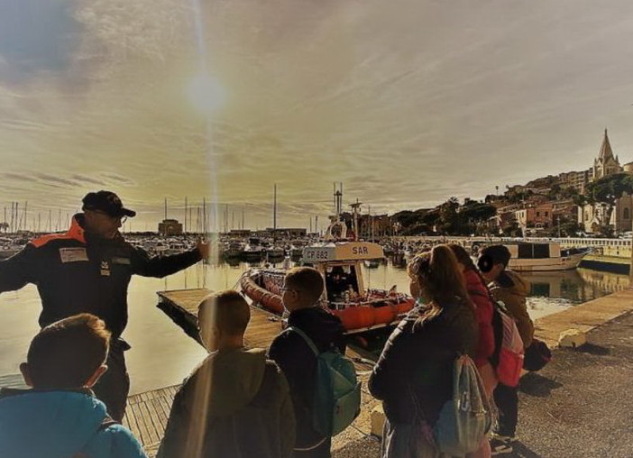 Giornata del mare: fiaba concerto e cultura marinara con la Guardia Costiera e Panta Musicà