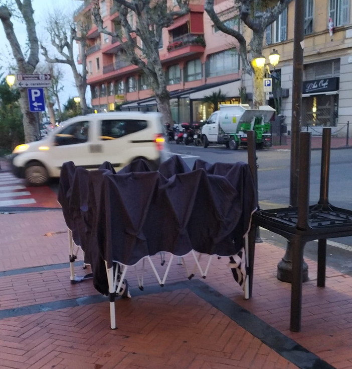 Ventimiglia: il gazebo della discordia, la Lega replica a Federazione Civica: &quot;Attenersi alle regole stabilite dal Comando di Polizia Locale”