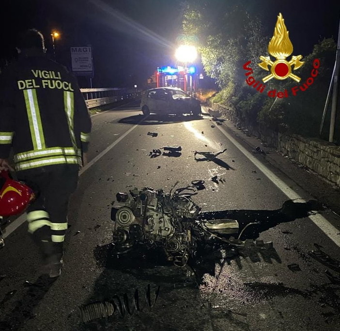 Imperia: incidente in nottata sulla statale 28, perde il controllo dell'auto e finisce contro il guard-rail (Foto)