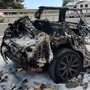 Auto in fiamme in A10: veicolo completamente distrutto
