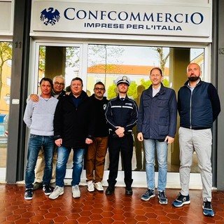 Confcommercio del Golfo dianese: &quot;Buon lavoro al nuovo comandante della locale&quot;