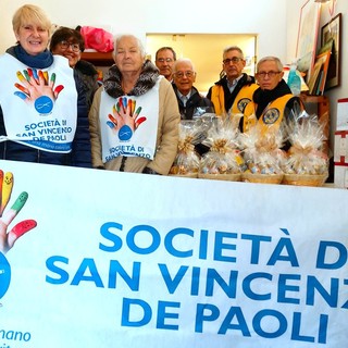 Lions Club Imperia Host, donazione di panettoni artigianali per i bisognosi e  contrasto al cancro infantile