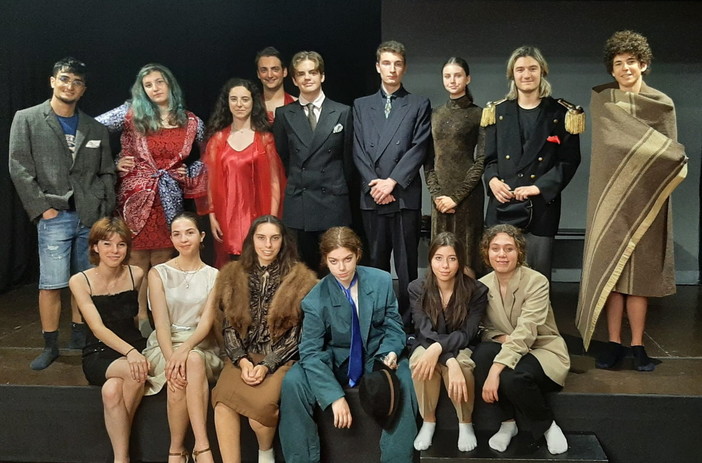 Imperia: allo 'Spazio Vuoto' lo spettacolo 'L'amico del mendicante' di Bertolt Brecht con i ragazzi del laboratorio avanzato di teatro