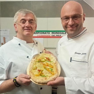 Lo chef dianese Giuseppe Colletti e il collega alassino Gabriele Giannotti ai mondiali della pizza a Parma