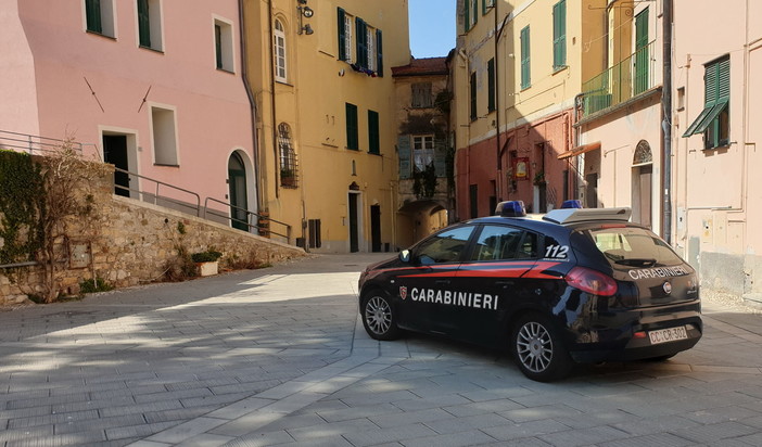 Imperia: era in auto con 200 grammi di hashish, 38enne arrestato in centro dai Carabinieri