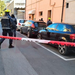 Imperia, uccisi dal monossido di carbonio: due 60enni trovati senza vita in via Pindemonte (foto e video)