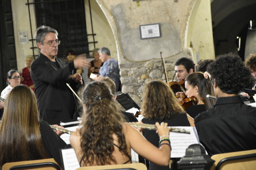 Al Casinò di Sanremo il maestro Marco Reghezza, celebra il centenario di Giacomo Puccini nell'ambito dei Martedì Letterari