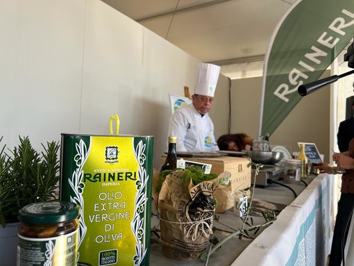 Festivalcontrario: Castagne di Garessio e Olio Raineri protagonisti allo show cooking di Renato Grasso