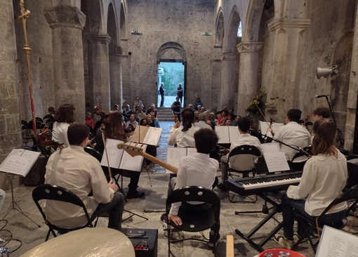 Diano Marina: domani pomeriggio alla sala 'Don Piana' i corsi musicali della scuola 'San Giorgio' di Cervo