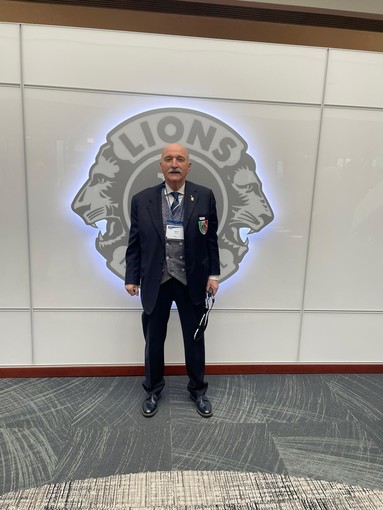 Oscar Bielli presso la sede Lions di Chicago