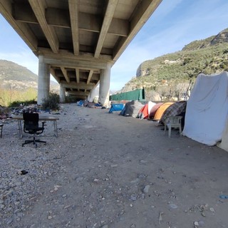 Favoreggiamento immigrazione clandestina a Ventimiglia: scattano gli arresti per l'Operazione Pantografo