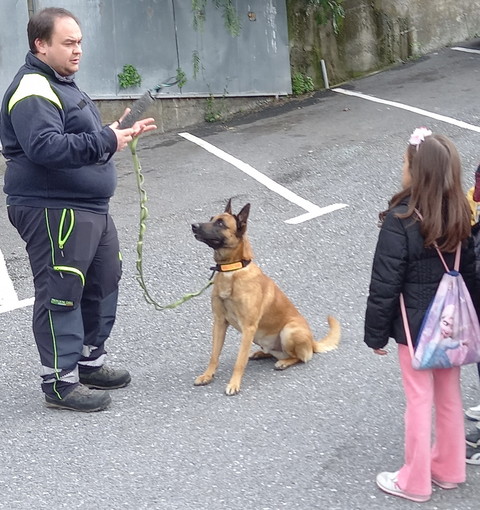 I bambini della Scuola Primaria di Civezza incontrano la Protezione Civile