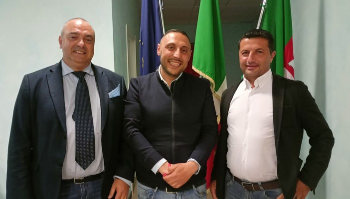 Parcheggi a pagamento, confronto pubblico acceso tra i candidati sindaco di Vallecrosia (Foto e video)