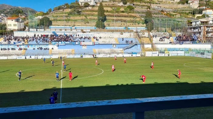 Calcio. Serie D, al &quot;Comunale&quot; va in scena il derby: il racconto di Sanremese-Imperia (Live)