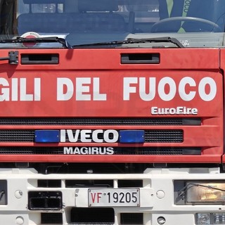 San Bartolomeo al Mare: incendio ad una gomma dopo la foratura, intervento dei vigili del fuoco al casello autostradale