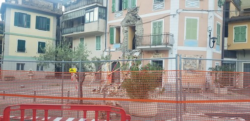 Esplosione a Soldano, palazzina a rischio crollo: cintata la 'zona rossa' (Foto)