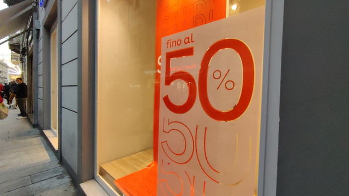 Saldi super per quasi tutto il weekend: +10% rispetto all'anno scorso dopo un dicembre scoppiettante