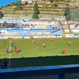 Calcio. Serie D, al &quot;Comunale&quot; va in scena il derby: il racconto di Sanremese-Imperia (Live)