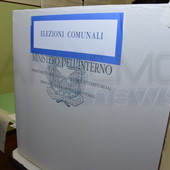 Verso il voto, il Comune di Imperia acquista 25 computer portatili: spesa 10mila euro