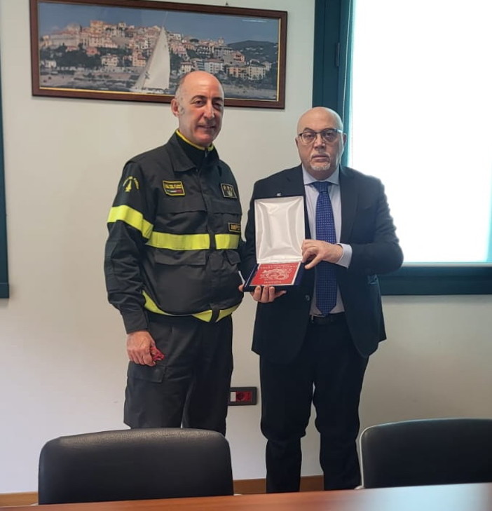 Imperia: visita del Prefetto Valerio Massimo Romeo al comando provinciale dei Vigili del Fuoco