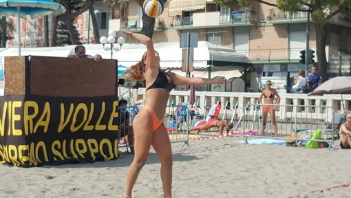 Ritorna a Diano Marina il torneo di Beach Volley 4x4 Misto: due giorni di sport e divertimento