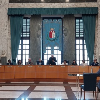 Imperia, convocato il consiglio comunale: mozione sull'Informagiovani