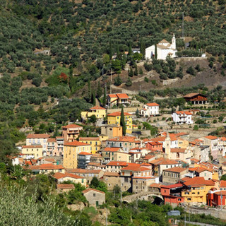 Chiusavecchia vuole rilanciare il suo territorio e partecipa al bando “Territori in luce”