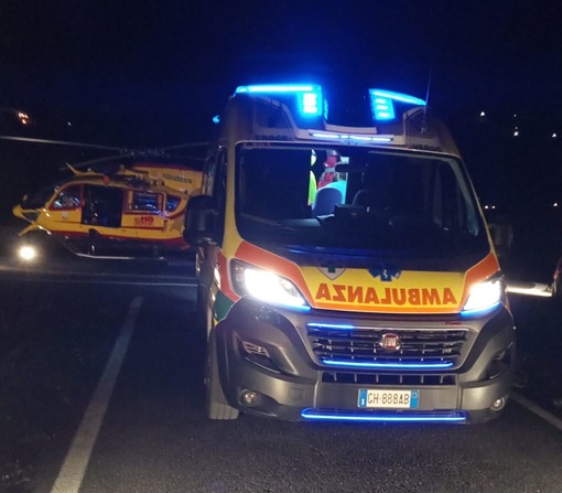 Ventimiglia, notte di follia e di sangue a Roverino: 3 accoltellati gravi