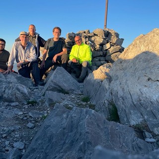 Con una scalata al monte, il Coro Mongioje ha omaggiato la ‘sua’ Montagna