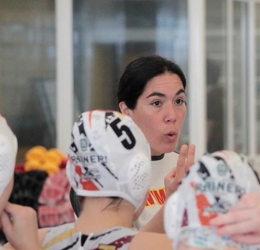 Pallanuoto femminile, doppio impegno decisivo per Rari Nantes Raineri. Sabato sfida alla capolista Camogli, domenica il Lecco