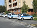 Pizza offerta alla polizia locale indigesta e ora scoppia la polemica